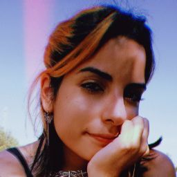 Lucia Acevedo Photo 7