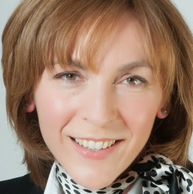 Anna Kemp Photo 13