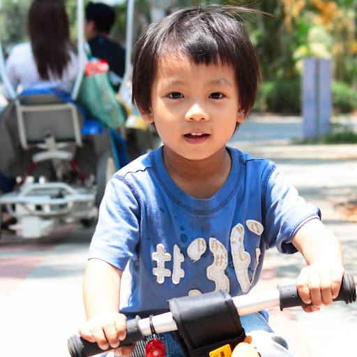 Helen Hsu Photo 15