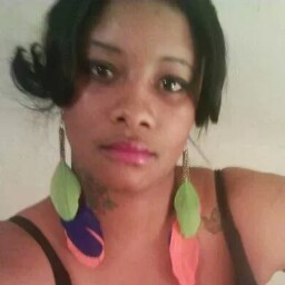 Gina Garner Photo 19