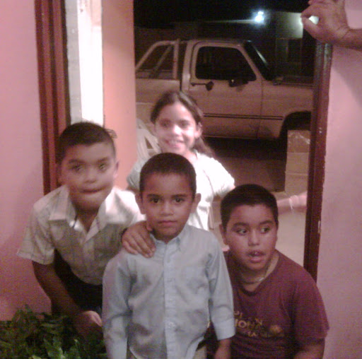 Daniel Yepez Photo 23