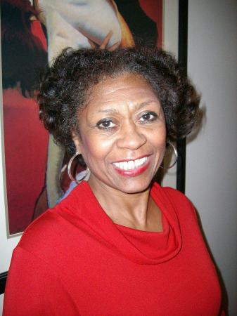 Linda Gill Photo 36