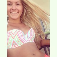 Elizabeth Lockhart Photo 9