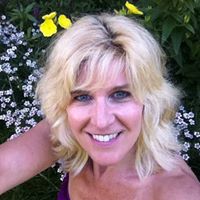 Julie Richter Photo 25