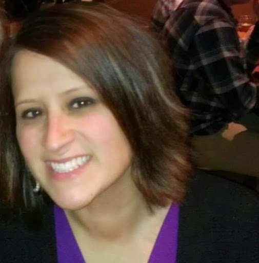 Melanie Small Photo 31
