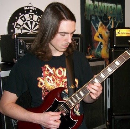 Christopher Compton Photo 28