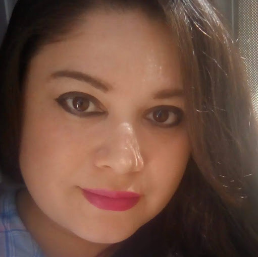 Erika Romero Photo 35