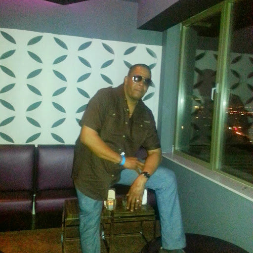Tony Joyner Photo 24