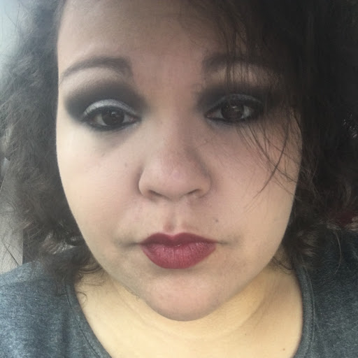 Alexandria Johnson Photo 40