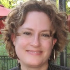 Valerie Garrett Photo 26