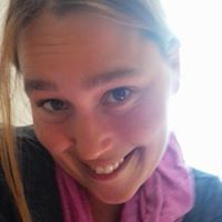 Catherine Daniels Photo 24