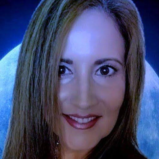 Debbie Gonzalez Photo 21
