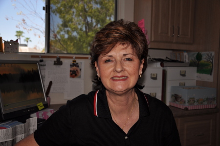 Linda Cox Photo 50