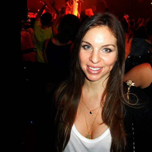 Sara Roth Photo 24