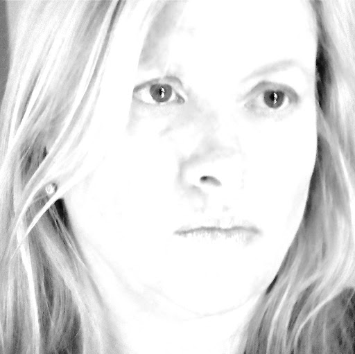 Valerie Swift Photo 38