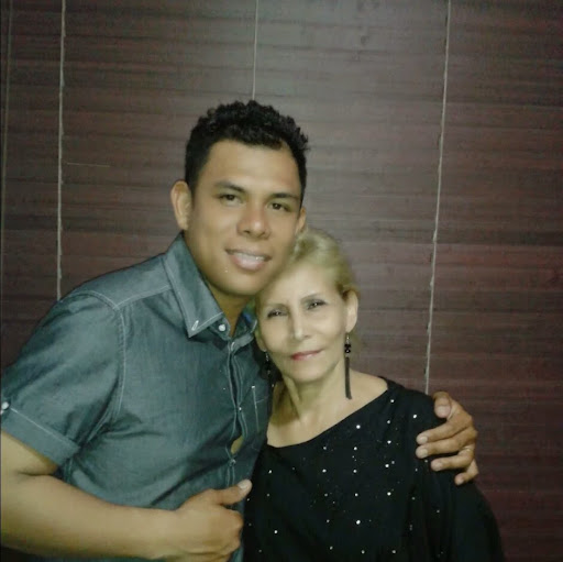 Julio Mercado Photo 19