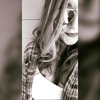 Danielle Currier Photo 10