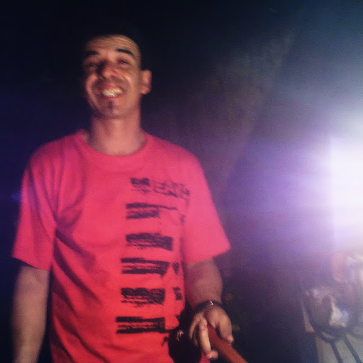 Nelson Guillen Photo 25