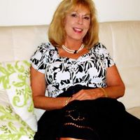 Diane Martell Photo 17