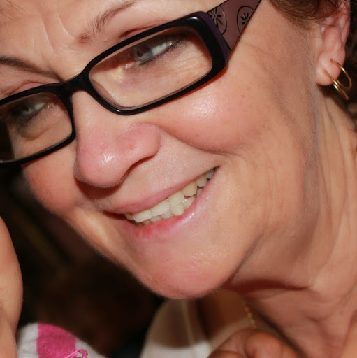 Annette Sweet Photo 25