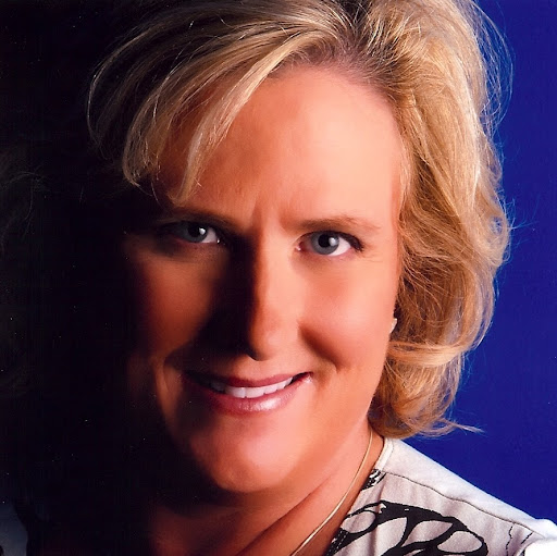 Linda Green Photo 39