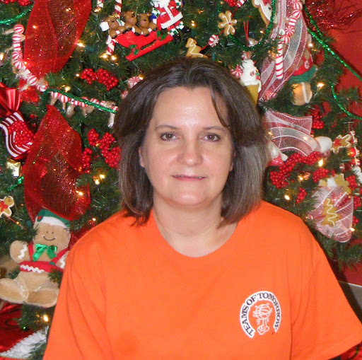 Cindy Calhoun Photo 30