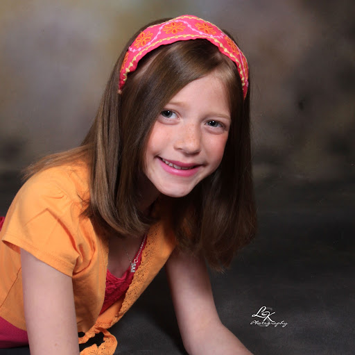 Emily Stapleton Photo 30