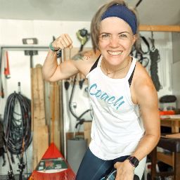 Danielle Stanley Photo 37