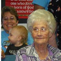 Lynda Robinson Photo 26