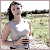 Cassandra Bruce Photo 29