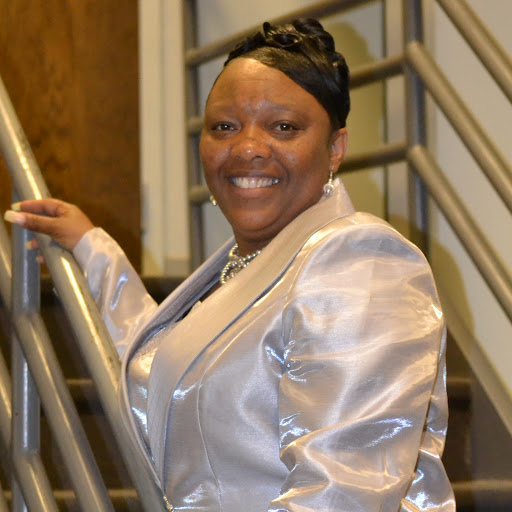 Patricia Douglas Photo 8
