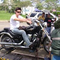 Richard Gomez Photo 42