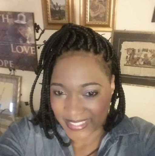 Regina Chambers Photo 36
