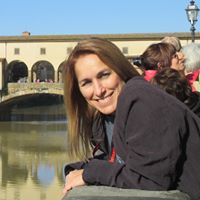 Michelle Carriere Photo 15
