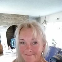 Elizabeth Dahlen Photo 5