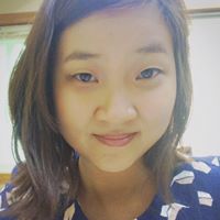 Julia Woo Photo 4