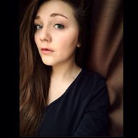 Danielle Valentin Photo 7