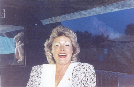 Brenda Brooks Photo 27