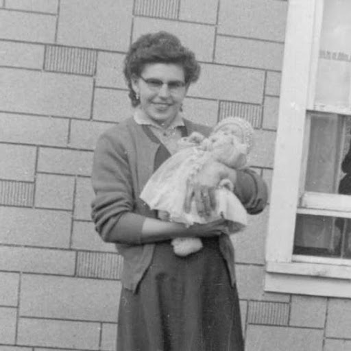 Edna Cole Photo 9
