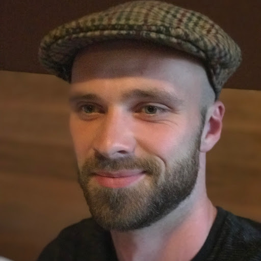 Jesse Lloyd Photo 27
