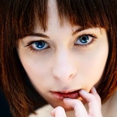 Sara Wells Photo 20