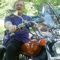 Richard Gillette Photo 12