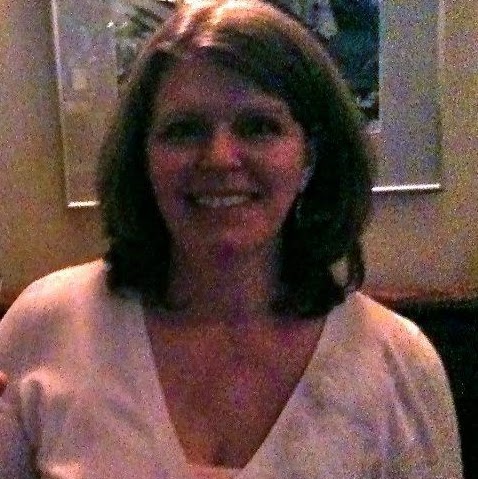 Lisa Forbes Photo 23