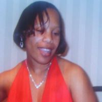 Latoya Lowe Photo 9