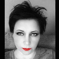 Sarah Brannen Photo 11