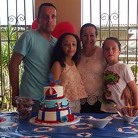 Luz Vega Photo 16
