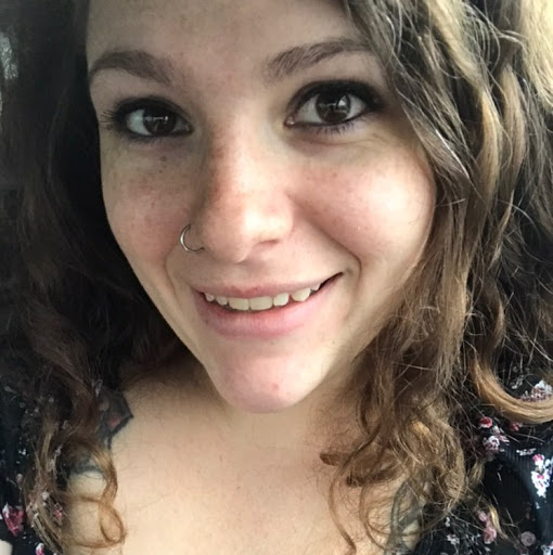 Julia Rogers Photo 23