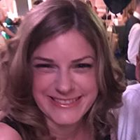 Sara Cooper Photo 32