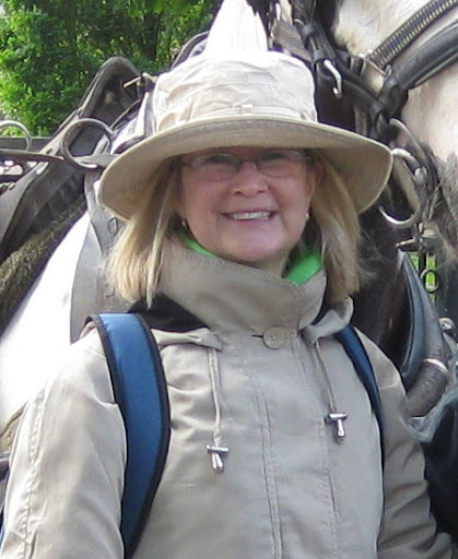 Linda Mitchell Photo 15