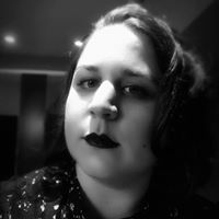 Leah Macdonald Photo 47